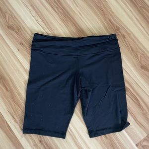 Lulu lemon biking shorts